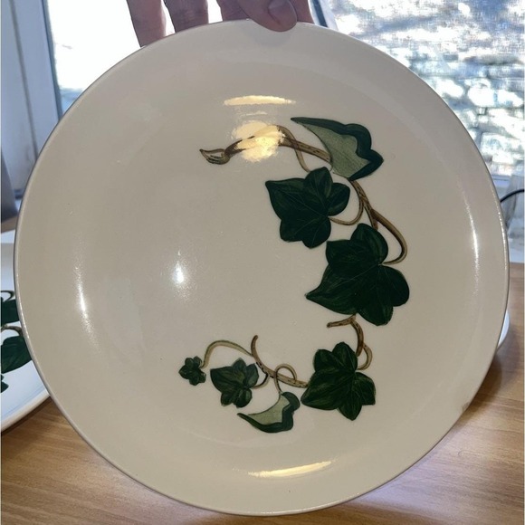 POPPYTRAIL METLOX: California Ivy ~ SET OF 4 Luncheon Plates 9 3/8" - Picture 2 of 8